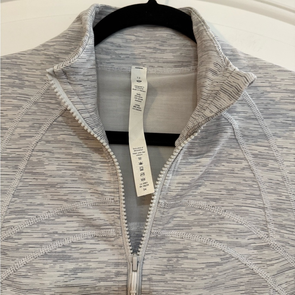 Lululemon Define Nulu Jacket Gray/White - Picture 2 of 6